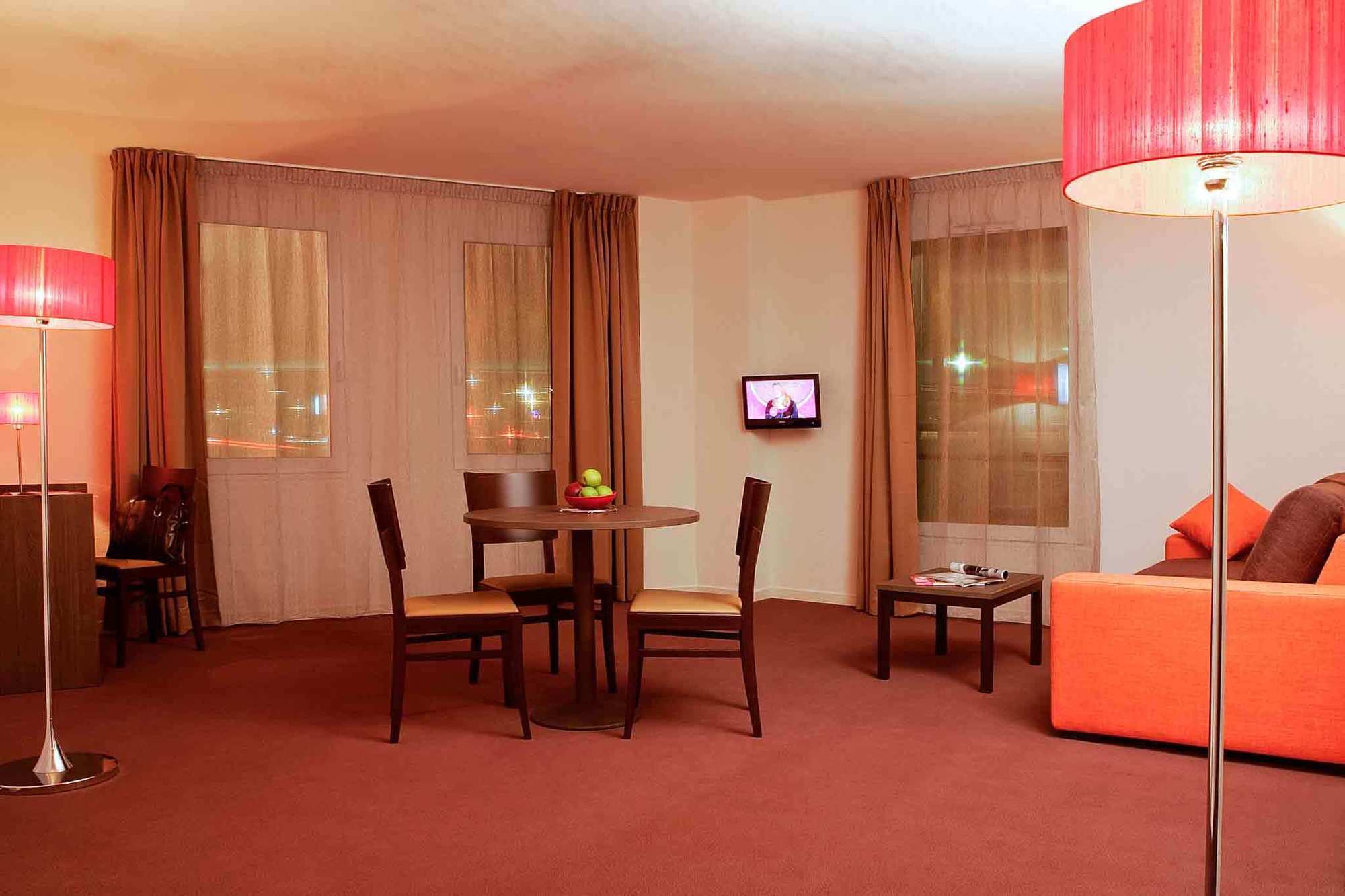 Aparthotel Adagio Access Orlean Zewnętrze zdjęcie